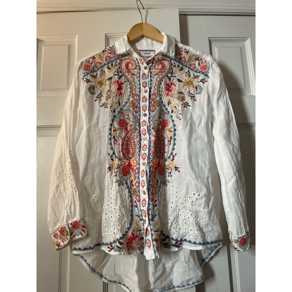 Johnny Was Workshop Embroidered White Eyelet Shirt XS Floral Paisley Button Top
